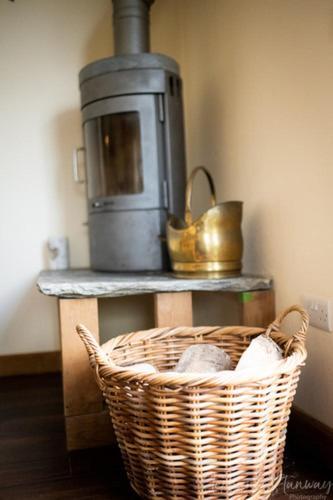 Apartment Gwills Countryside With Hot Tub *
